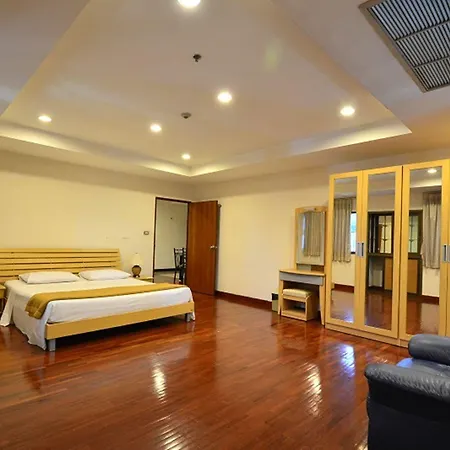 Piyavan Tower Serviced Apartment